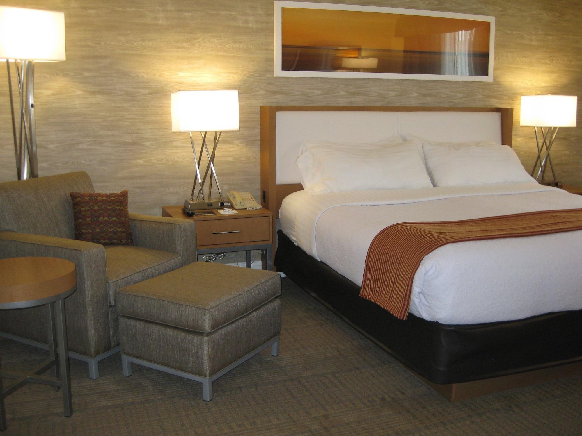 By Ihg Hotel Saratoga Springs