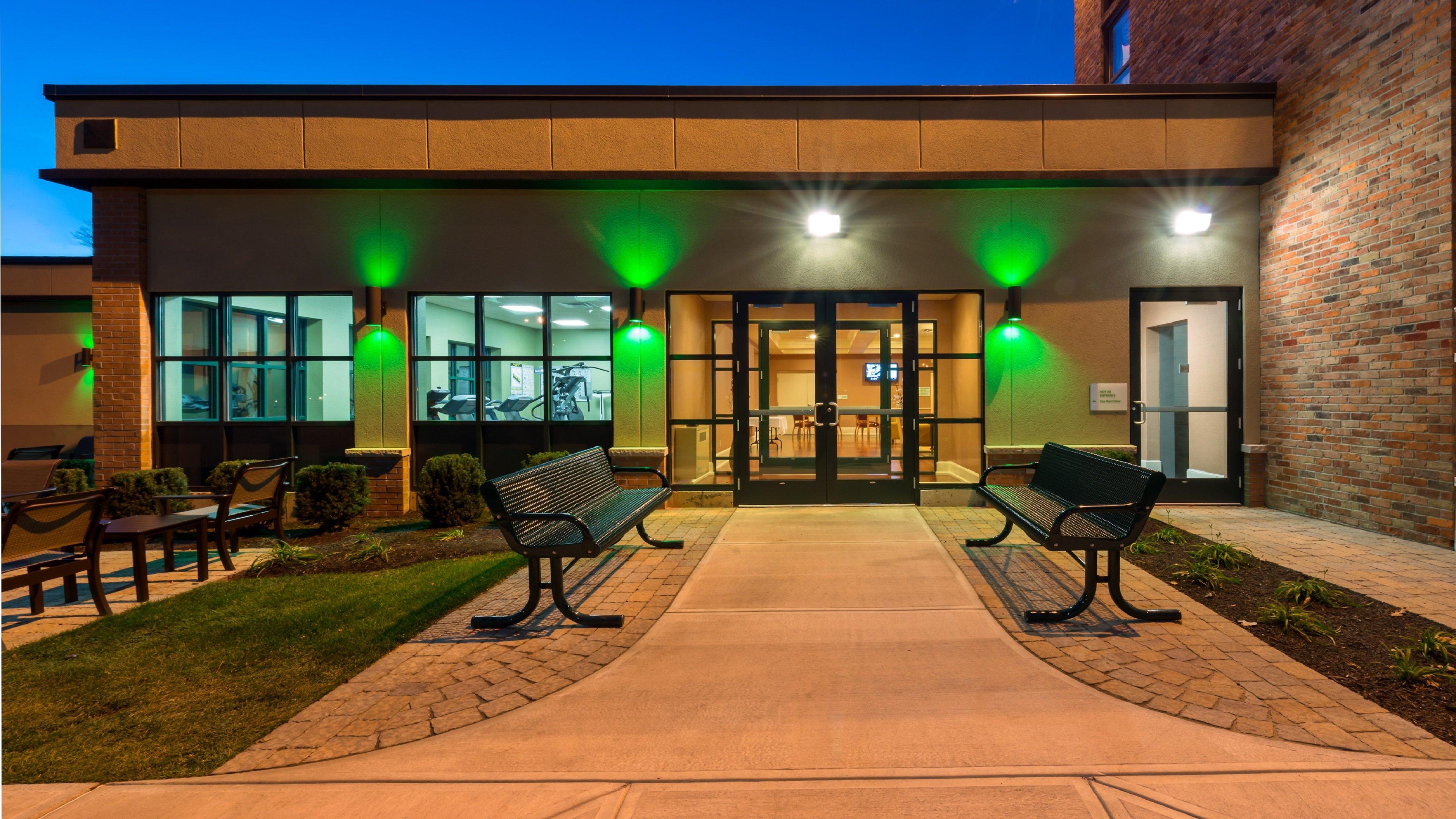 Hotel By Ihg Saratoga Springs