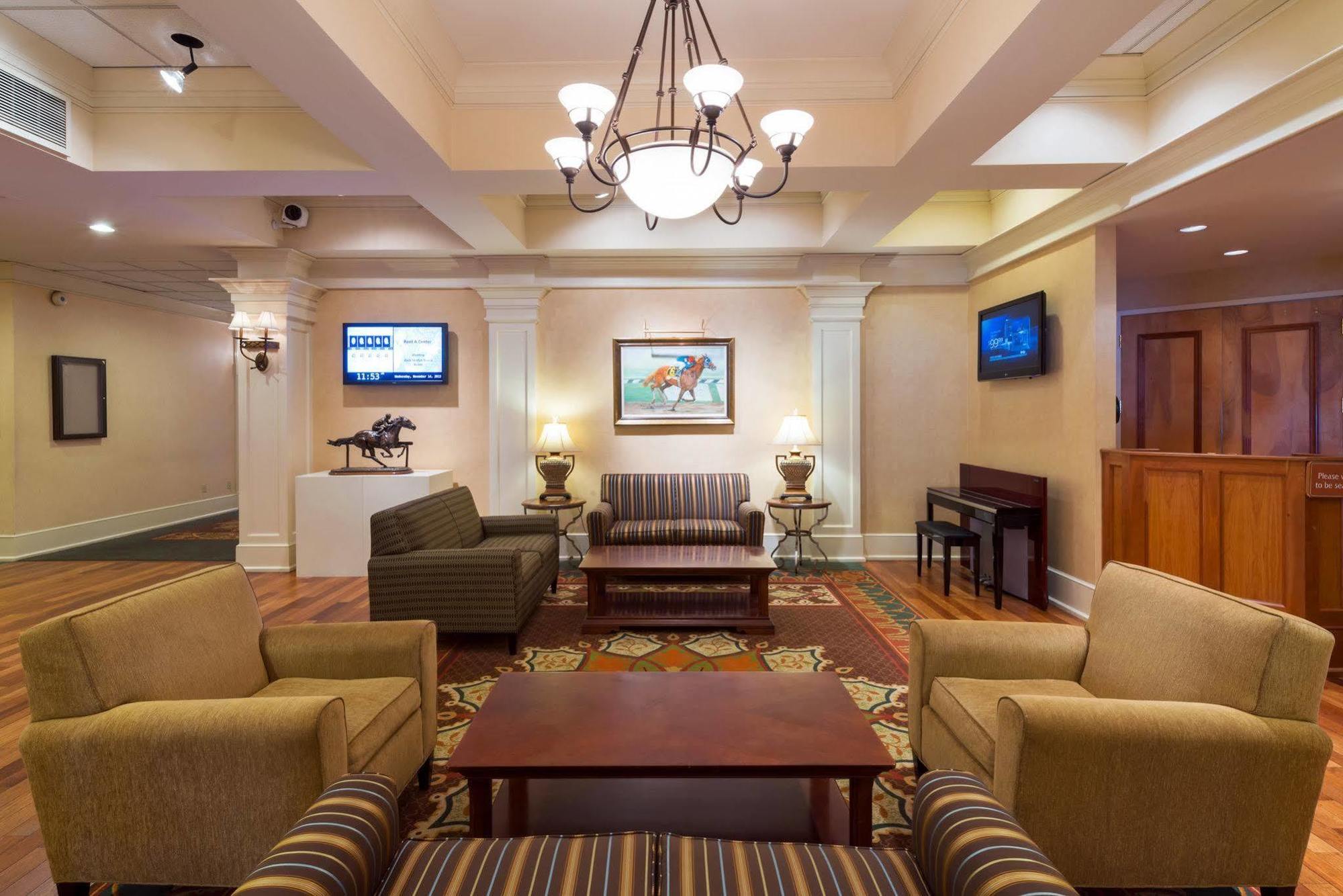 By Ihg