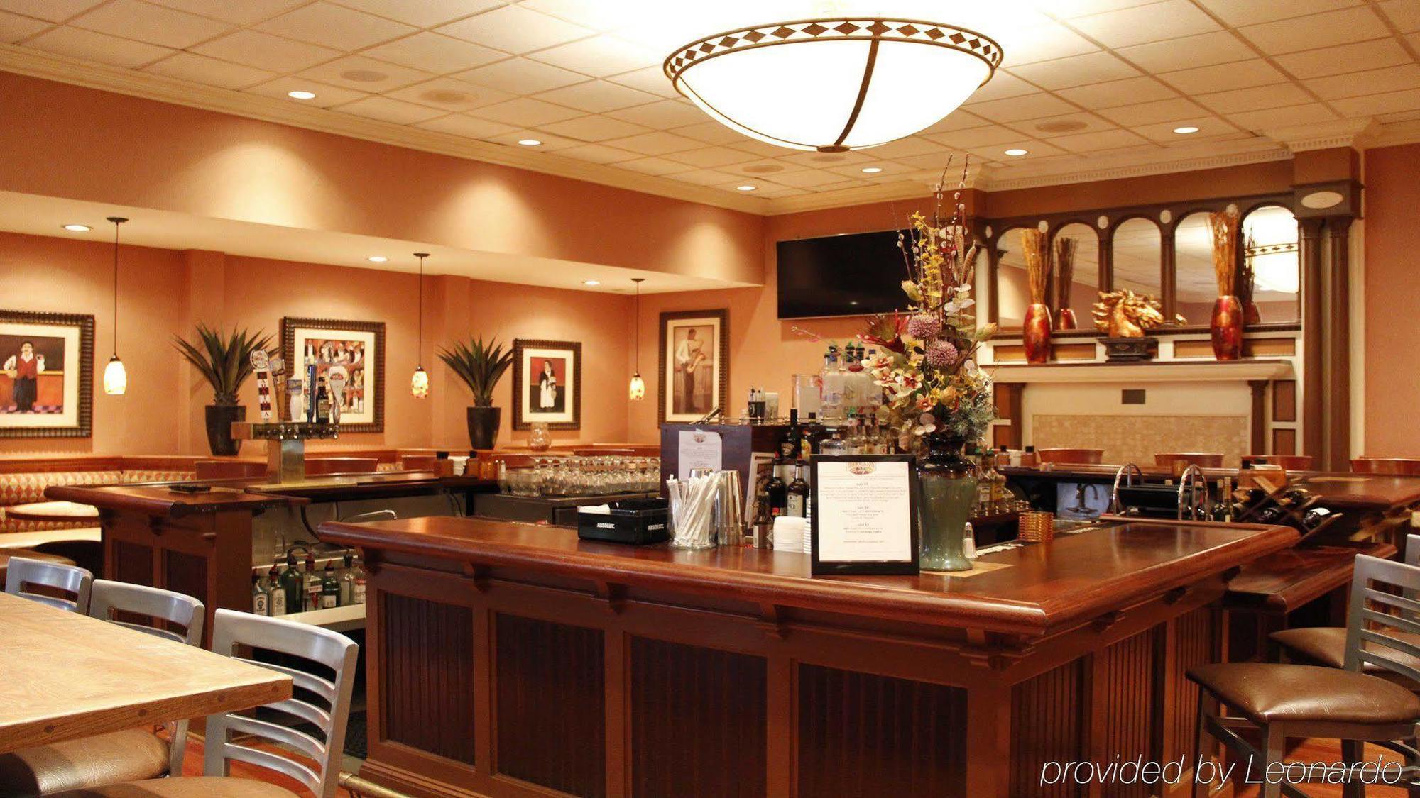 Hotel By Ihg 3*